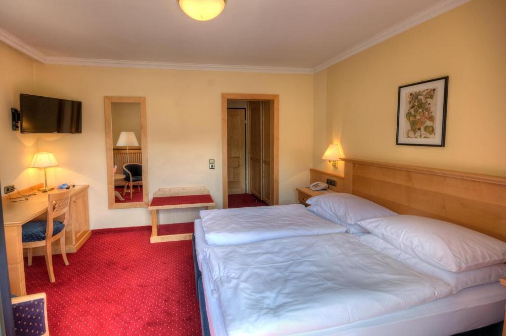 Hotel Tauernblick - Thermenhotels Gastein 배드호프가스타인 객실 사진