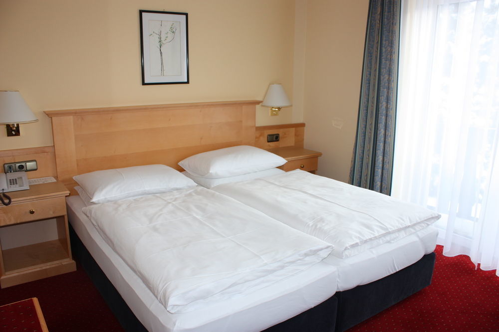 Hotel Tauernblick - Thermenhotels Gastein 배드호프가스타인 외부 사진